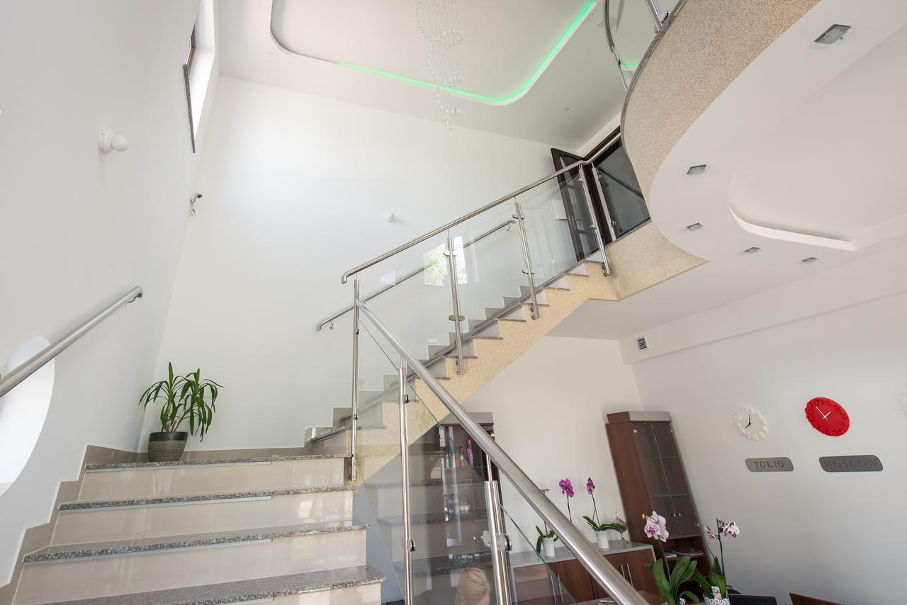 First Hotel Tczew Kültér fotó